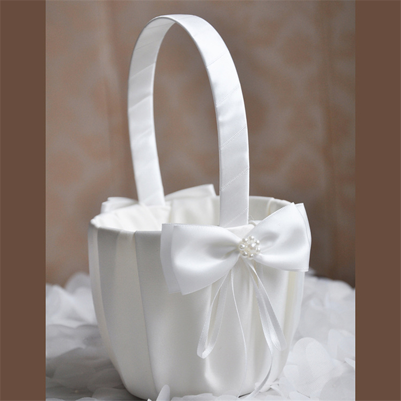 White Flower Girls Basket Pear - đánh giá và giá Wedding Hampers