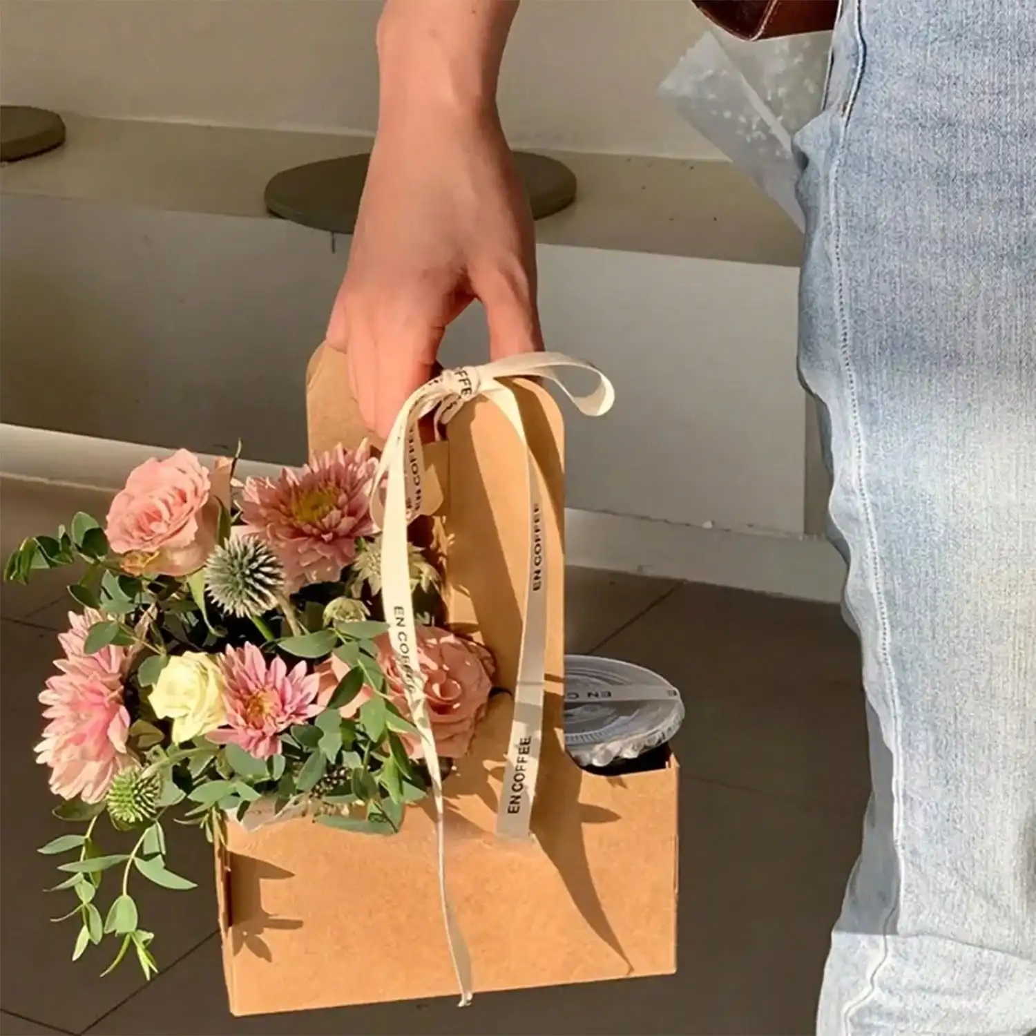 Kraft Paper Flower Bouquet Gif - đánh giá và giá Wedding Hampers