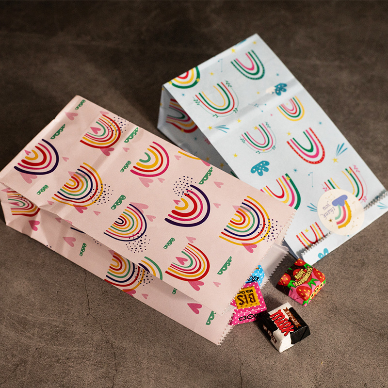 Small Paper Bags Rainbow Print - đánh giá và giá Wedding Event Supply
