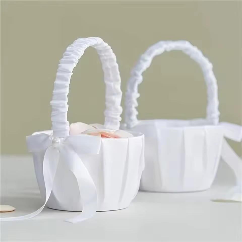Wedding White Satin Bow Flower - đánh giá và giá Wedding Hampers